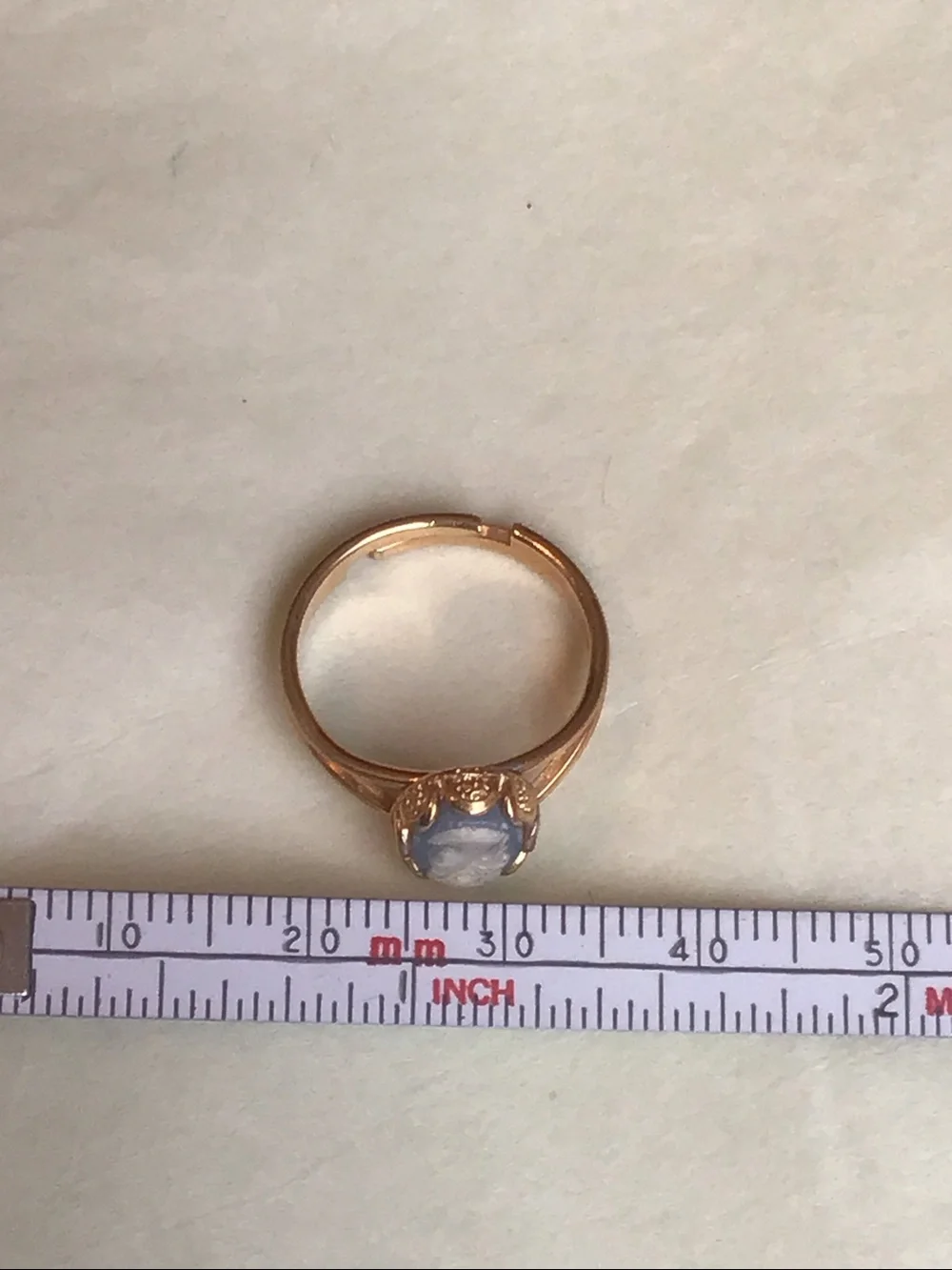 Vintage Avon Victorian Cameo Silhouette Ring, Gold-toned Blue/White, adjustable